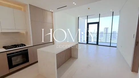 Luxury Unit | Prime Location | Higher Floor