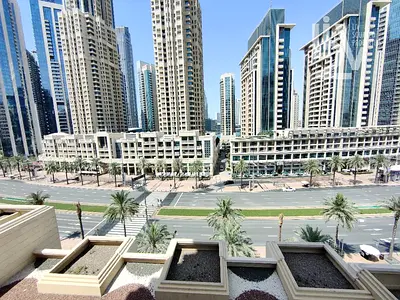 Spacious Unit | Stunning Views | Vacant Now