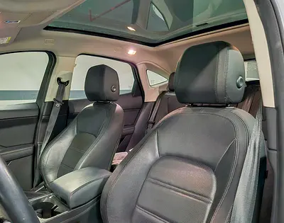 صورة مصغرة 11 لـ 2020 Jaguar E-PACE