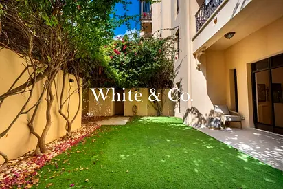 Vacant | Private Garden | Fully Upgraded