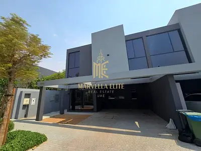 Corner Unit | Luxury 4BR Smart Townhouse | 4% SLD Waiver | High ROI
