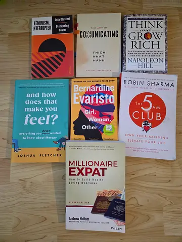 Bundle of personal development  business books — Think and Grow Rich, The 5 AM Club