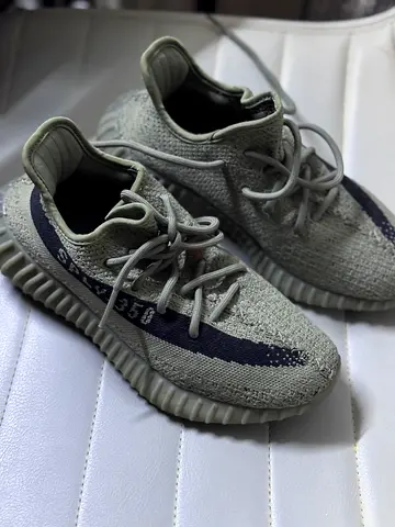 Yeezy 350 Granite - Size US 6, Worn twice only
