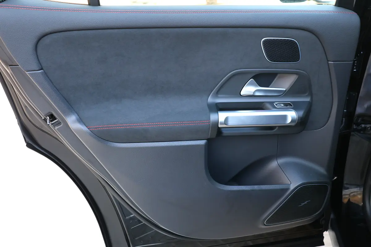 Mercedes-Benz EQB 2025