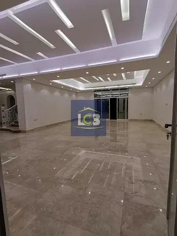 IT'S NOT AN ERROR THIS 8BHK VILLA IS REALLY THAT CHEAP