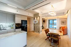 Fully Renovated | Vacant | Corner Unit