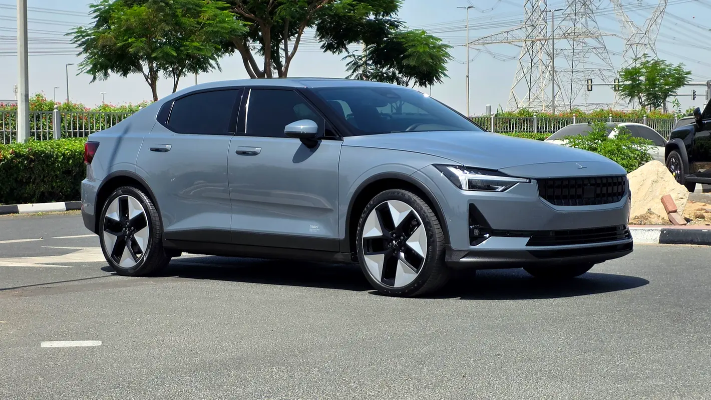 Polestar 2 2023 — photo 1 of 20