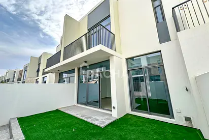 Single Row | Internal Unit | Peaceful Area