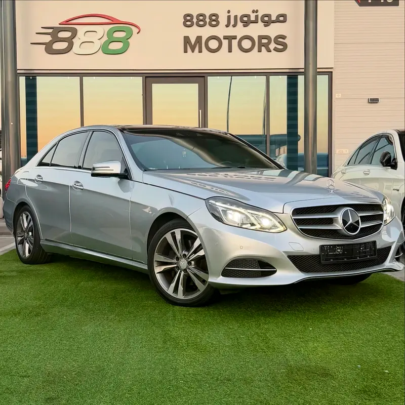 Mercedes-Benz E-Class 2015 — photo 1 of 11