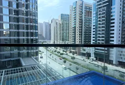 VACANT STUDIO | FURNISHED | PRIME LOCATION