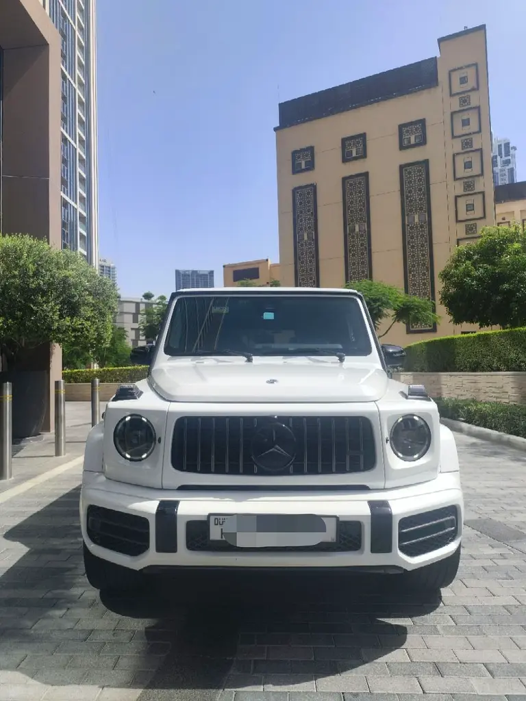 Mercedes-Benz G-Class 2023 — photo 1 of 12