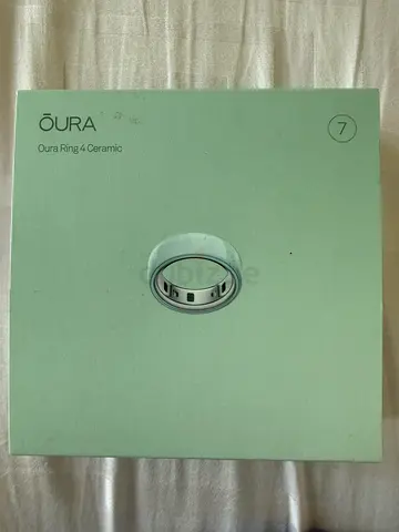 Oura Ring 4 (Ceramic) with Box