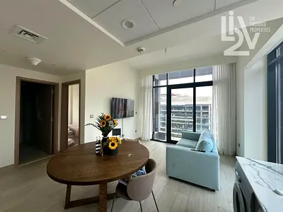 Chiq Furnished | Vacant Soon | Corner Unit