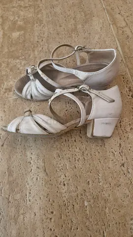 Girls dance shoes leather white 22cm