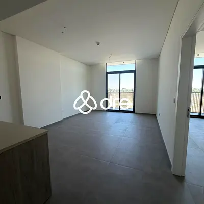 Brand New I Ready to Move in