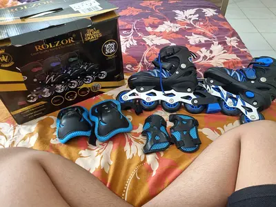 Adjustable Kids/Youth Inline Roller Skates with Protective Pads - Blue/Black