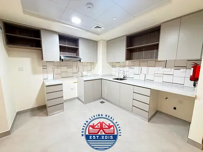 Beautiful 1 Bedroom, Hall and 1 Bathroom Apartment
