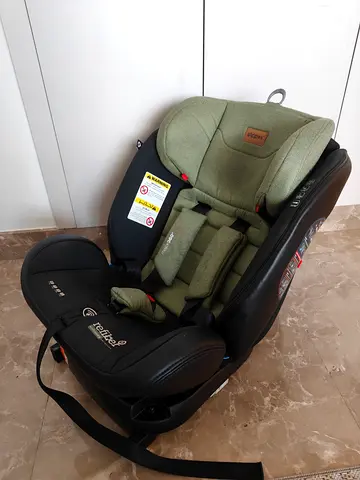 Convertible Infant/Toddler Car Seat - Good Condition - used 6 months only.