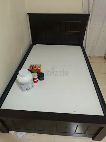Queen size Dark Wood Bed Frame with Paneled Headboard