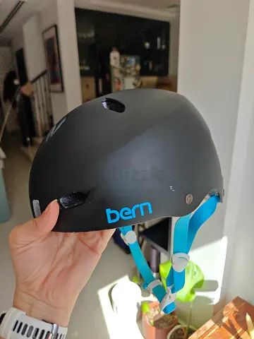 Bern skate/cycling helmet - size medium, good condition