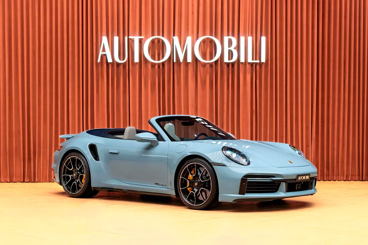 Porsche 911 2023 — photo 1 of 20