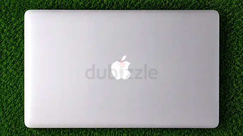 MacBook pro i7 Gen | 8 GB RAM | 750 GB Storage | with Original Charger