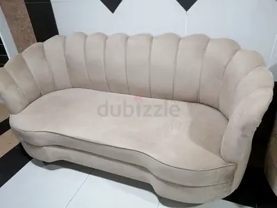 Beige Velvet Shell-Back 3-Seater +1+1 Sofa - Good Condition