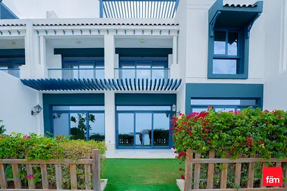 5 B/R + Maid |Private Beach Access | Vacant