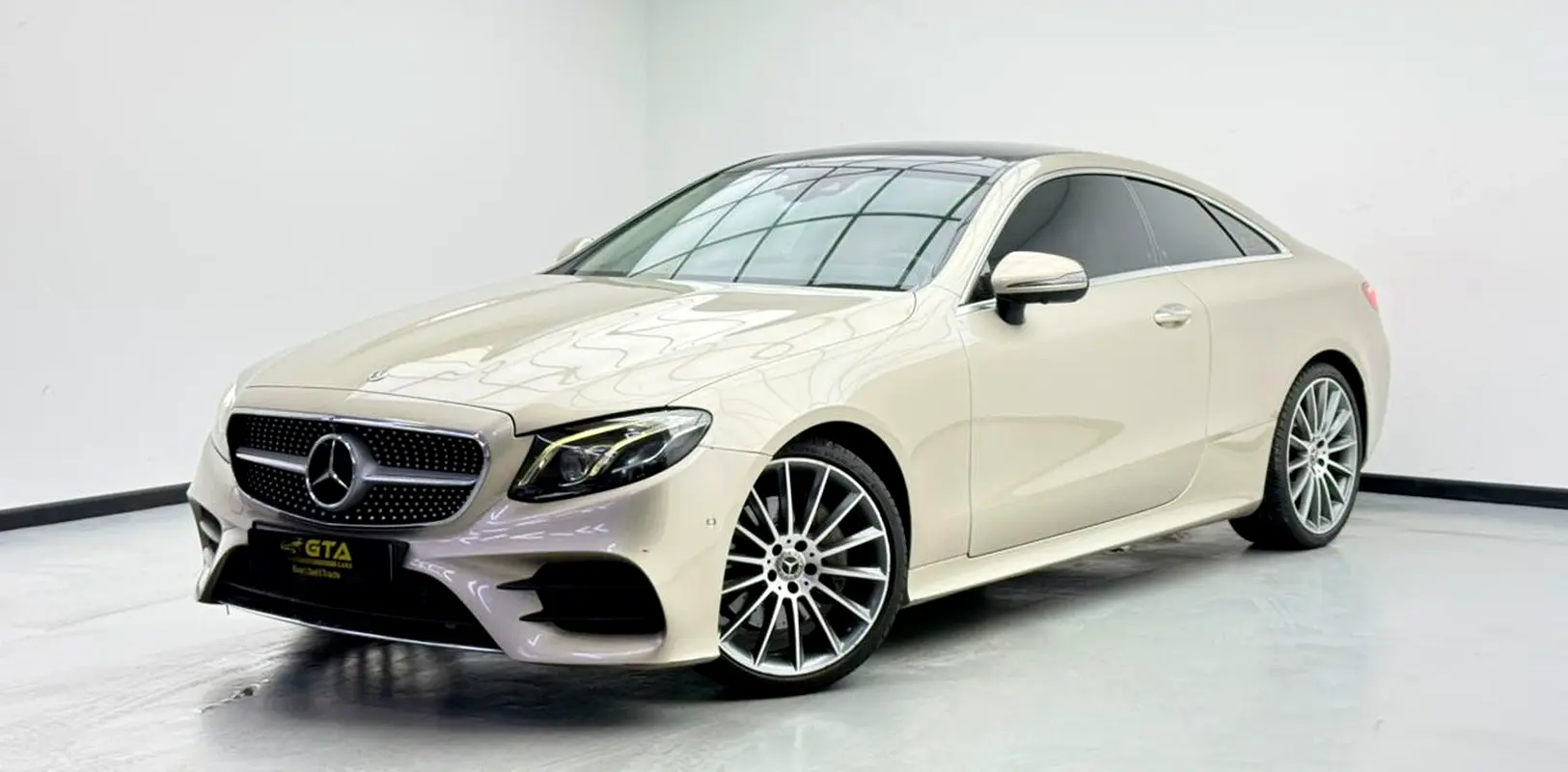 Mercedes-Benz E-Class 2019 — photo 1 of 15