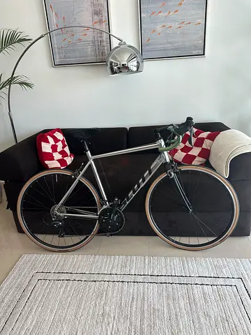 Road bike for sale