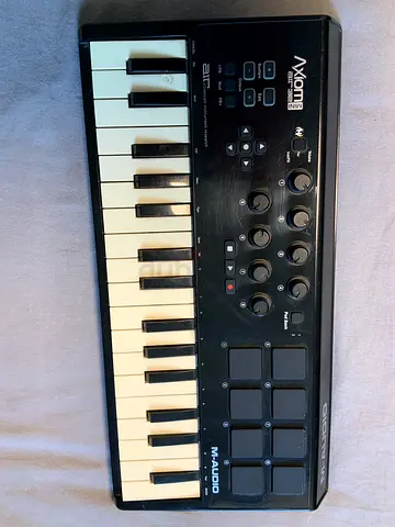 M-Audio Axiom Air 25 USB MIDI Keyboard Controller - Good Working Condition