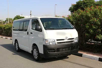 TOYOTA HIAC 2010 PETROL 14 SEAT