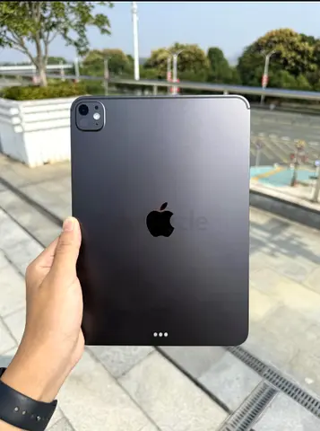 Apple iPad Pro (11-inch) Space Gray - Good Condition