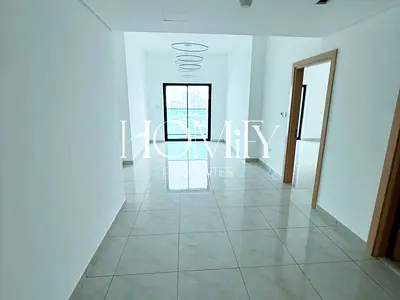 Unfurnished | Prime Location | High Floor