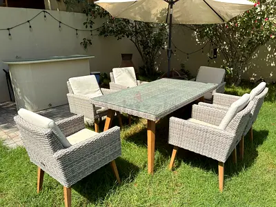 Outdoor Dinning table plus 6 comfortable chairs  Table 160 X90 cm Bought from Home Center