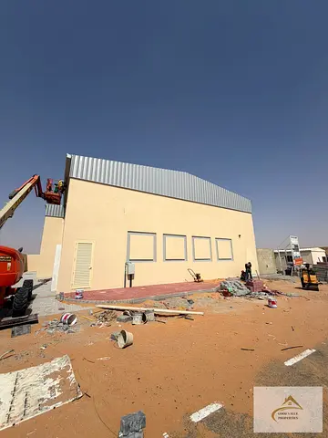 فرصة استثمارية ممتازة مستودع جاهز للبيع تملك حر لكل الجنسيات