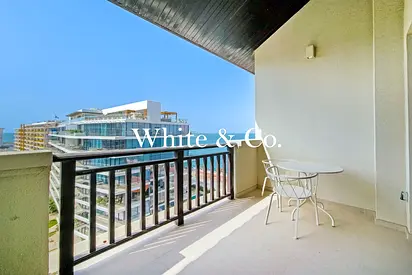 High Floor | Beach Access | Vacant Now
