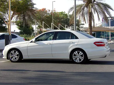 صورة مصغرة 5 لـ 2010 Mercedes-BENZ E-CLASS