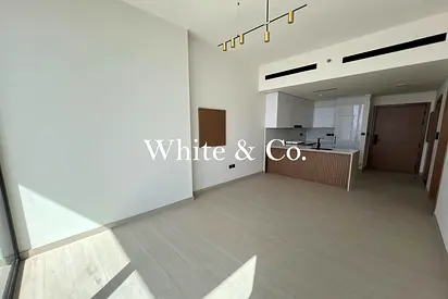 MODERN | HIGH FLOOR | APPLIANCES | BRIGHT