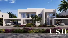 Large Park | Best Layout | Walkin to Golden Beach