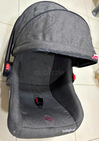 Babyhug Infant Car Seat / Carrier - Good Condition