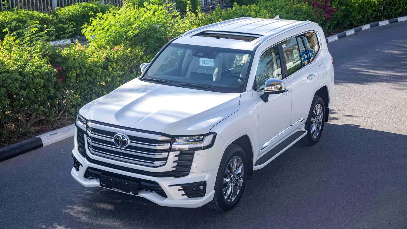 Toyota Land Cruiser 2026 — photo 1 of 20