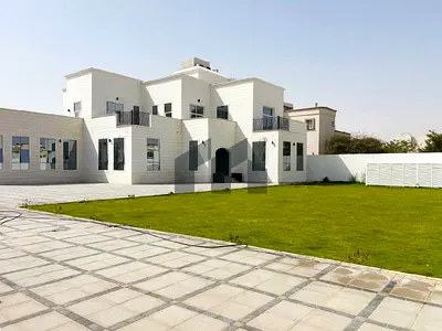 Standalone 5BR Villa | First Tenant | Parking