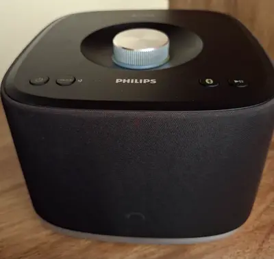 Philips Izzy BM5B wireless multiroom speaker