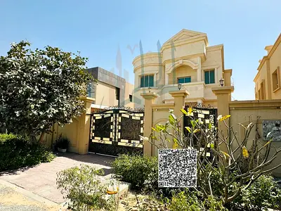 Villa for Annual Rent in Al Mowaihat 1 – Prime Commercial Location A great opportunity to rent a spacious villa located directly on a main road.