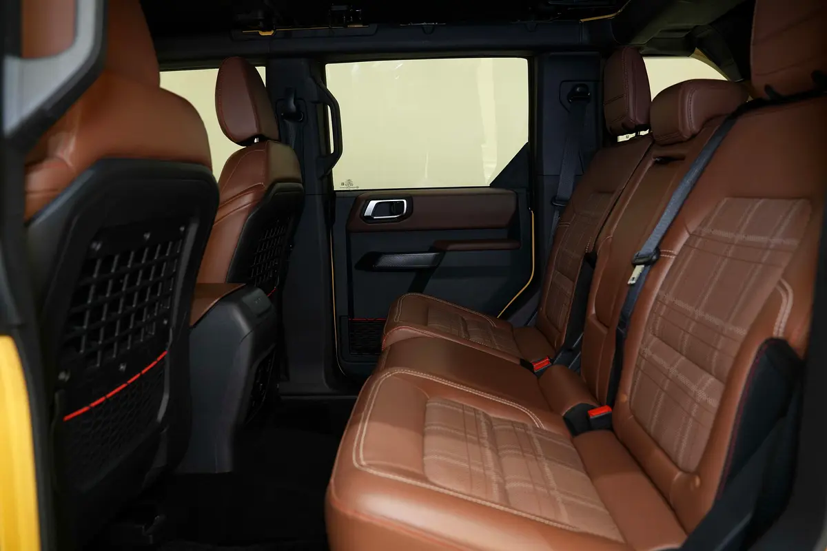 Ford Bronco 2024