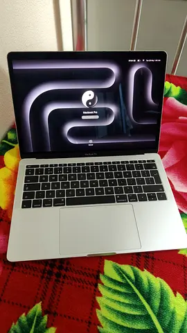 Apple MacBook Pro 13-inch (Space Gray) - Good Condition