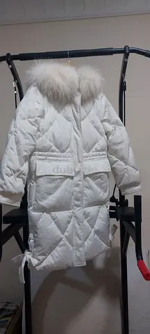 White Womens Jacket - Elegant, Stylish, in almost new condition