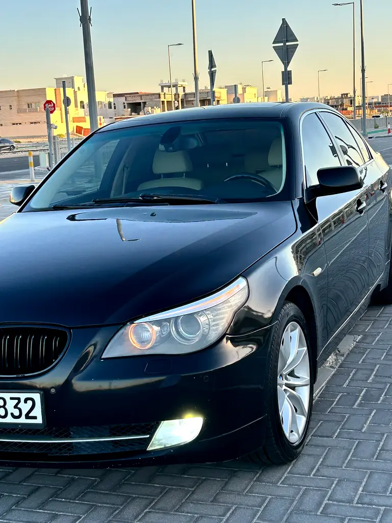 BMW 5-Series 2008 — photo 1 of 20
