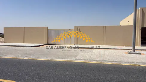Huge Gated & Paved Land for Rent (14,530 Sq.ft) – Ready with Office & Bathroom!